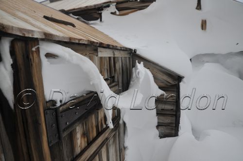 huts post blizzard12